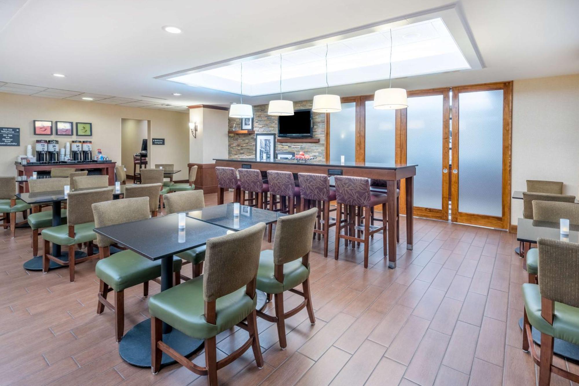 Hampton Inn Frostburg Exteriér fotografie