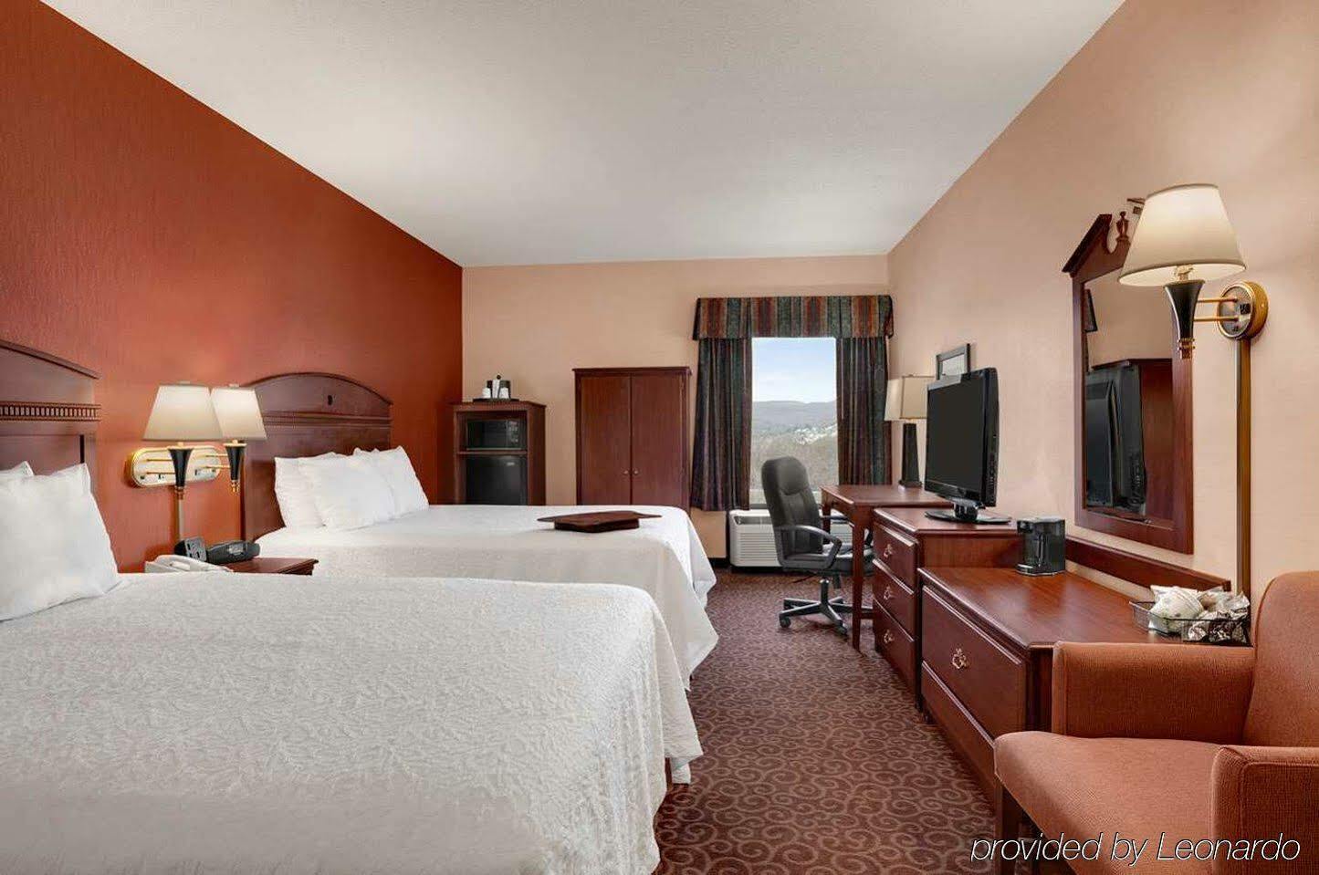 Hampton Inn Frostburg Exteriér fotografie